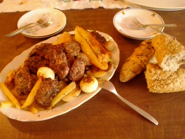 Köfte s prílohou (fotorecept) - obrázok 9