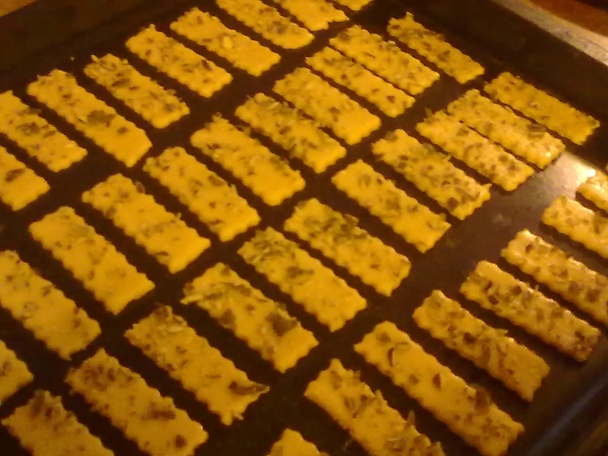 Sladké pásiky plnené čokoládovým krémom a posypané tekvicovým semienkom (fotorecept) - obrázok 6