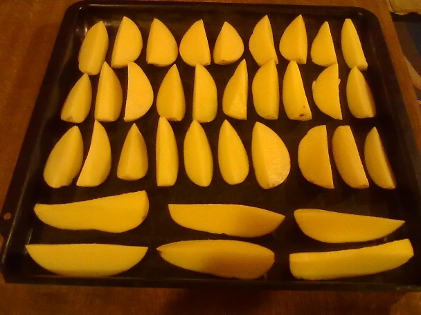 V trúbe pečené zemiakové mesiačiky - obrázok 2