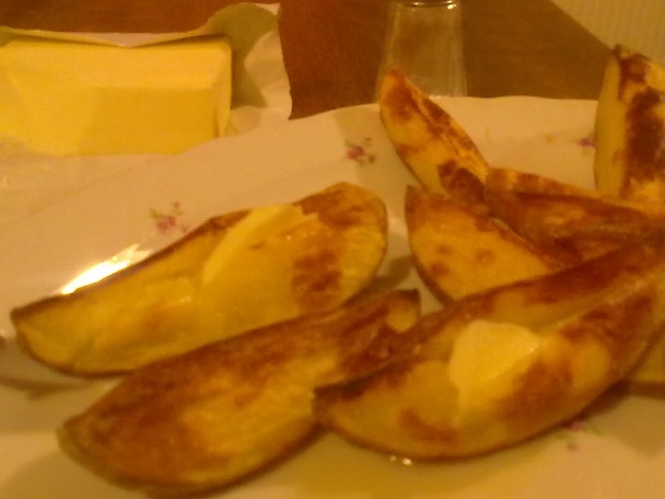 V trúbe pečené zemiakové mesiačiky - obrázok 5