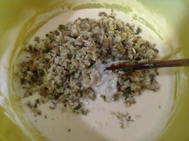 V rúre zapečené, plnené hroznové listy (fotorecept) - obrázok 9