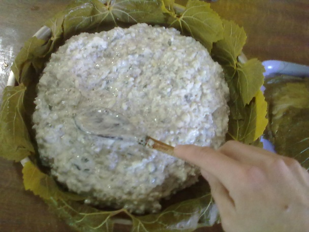 V rúre zapečené, plnené hroznové listy (fotorecept) - obrázok 12