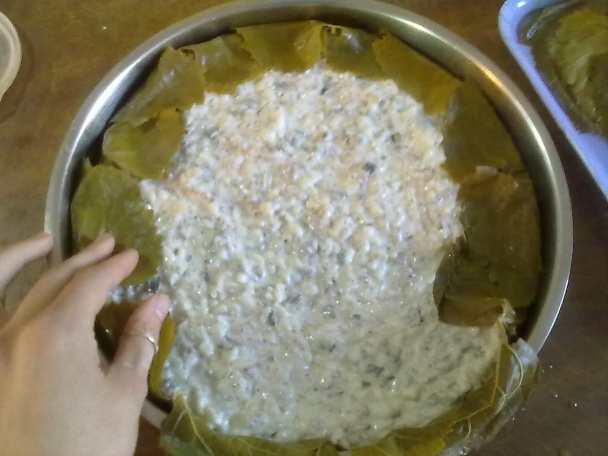 V rúre zapečené, plnené hroznové listy (fotorecept) - obrázok 13