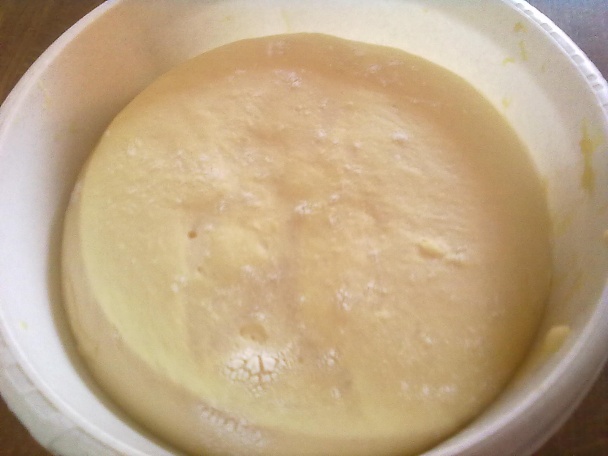 Kysnutý koláč s čerstvým ovocím (fotorecept) - obrázok 5