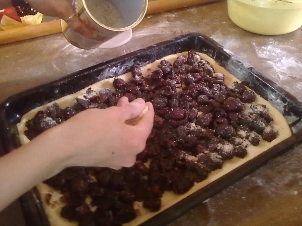 Kysnutý koláč s čerstvým ovocím (fotorecept) - obrázok 10