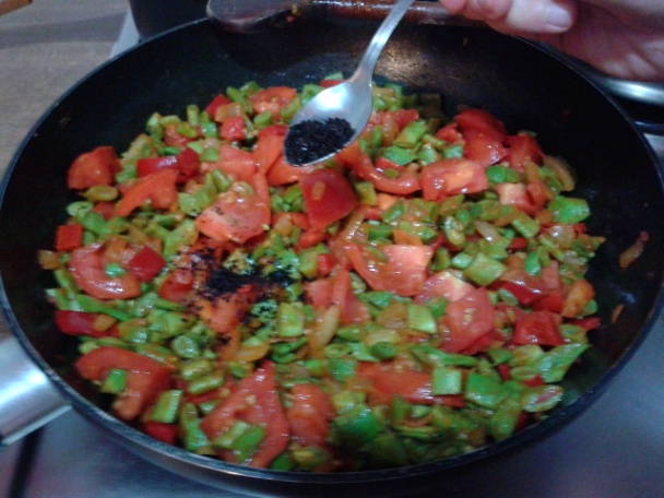 Yeşil fasulye tavası - oprážané zelené fazuľky (fotorecept) - obrázok 7