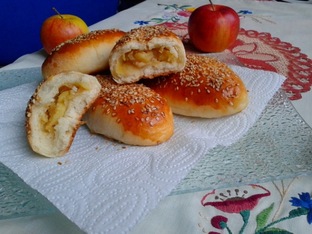Sezamové koláčiky plnené vanilkovým jablkom (fotorecept) - obrázok 15
