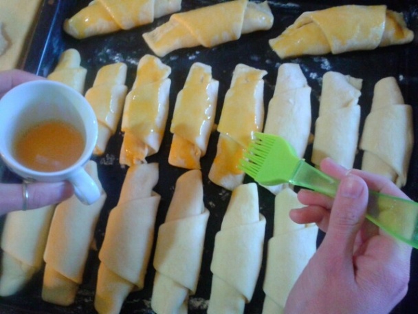 Kysnuté tvarohové rohlíčky (fotorecept) - obrázok 11