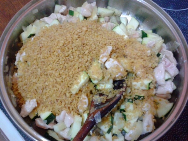 Bulgur Pilav s cukinou a kuracími prsiami (fotorecept) - obrázok 5