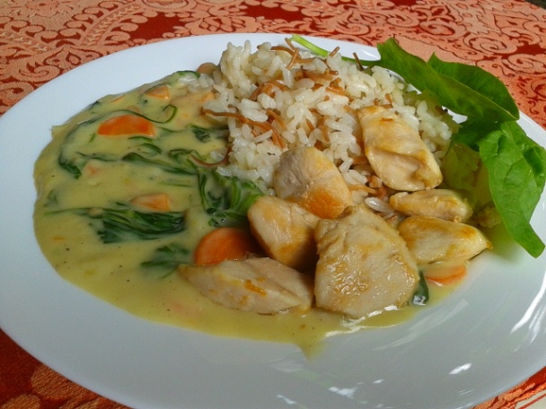 Špenátovo-mrkvová omáčka s ryžou a prsiami (fotorecept) - obrázok 7