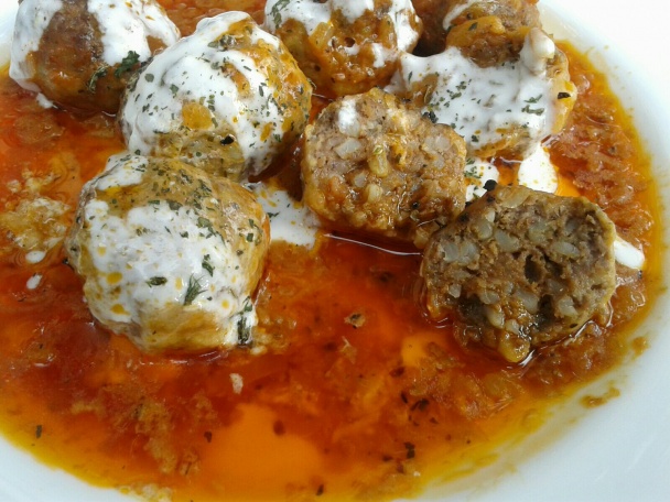 Sulu köfte v paradajkovej omáčke (fotorecept) - obrázok 7