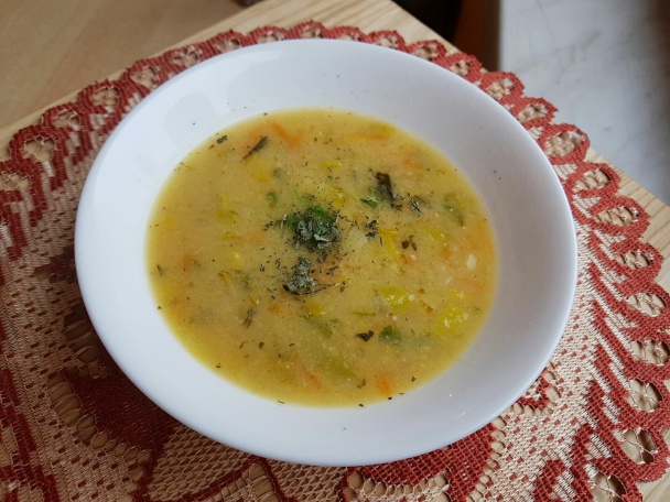 Jemná cícerová polievka s pórom a mrkvou (fotorecept) - obrázok 4