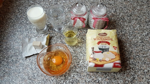 Slané jogurtovo-tvarohové pečivo (fotorecept) - obrázok 1