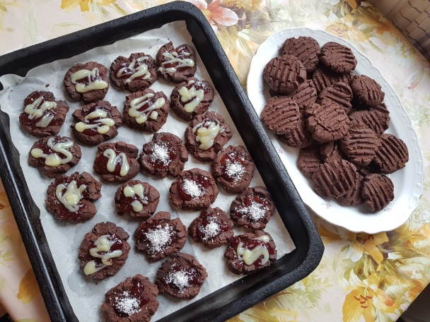 Krehké kakaové sušienky (fotorecept) - obrázok 6