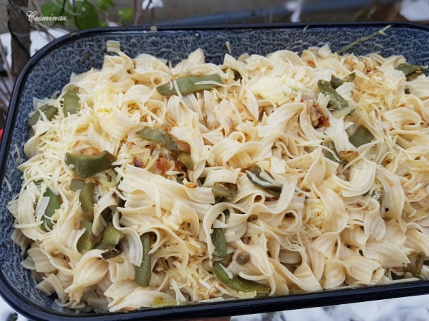 Cestoviny s opečenou cibuľou a dusenou fazuľou (fotorecept) - obrázok 5