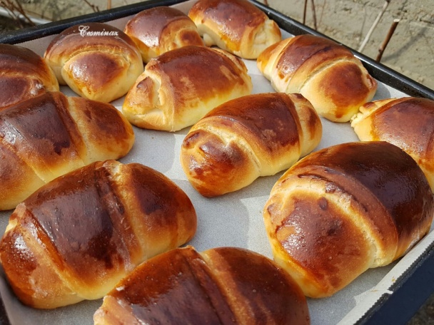 Tvarohové koláče z kysnutého tvarohového cesta (fotorecept) - obrázok 5