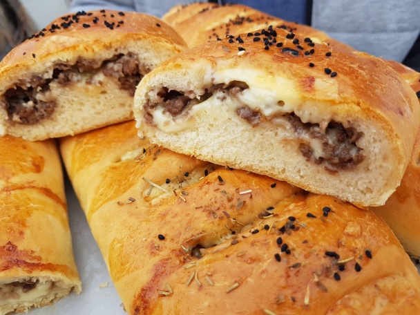 Etli pide/Pide s mletým mäsom (fotorecept) - obrázok 9
