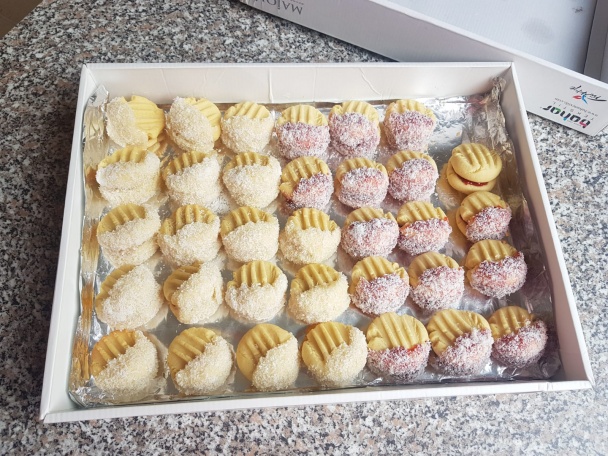 Krehké zlepené lekvárové koláčiky (fotorecept) - obrázok 7