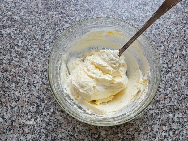 Vysmážané pampúšiky plnené tvarohom (fotorecept) - obrázok 2