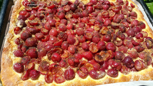 Najlepší kysnutý koláč s čerstvým ovocím (videorecept) - obrázok 4