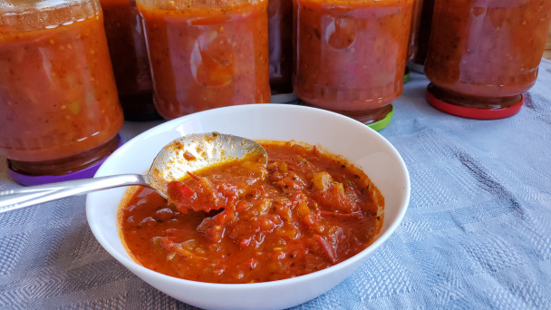 Paradajkovo-papriková omáčka na zimu (základ na bolognese) (videorecept) - obrázok 6
