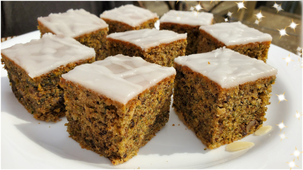 Vláčny žihľavovo-orechový koláčik s citrónovou polevou (videorecept) - obrázok 3