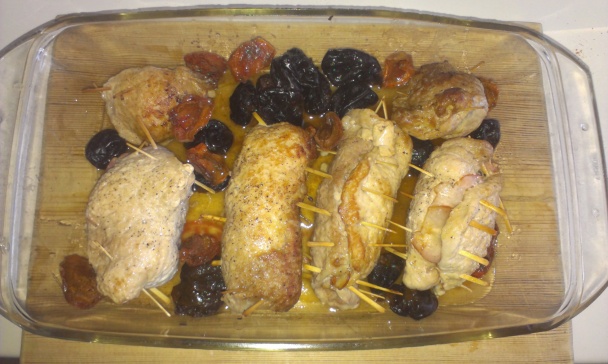 Karé plnené slaninkou a sušenou slivkou s parmezánovou polentou ako prílohou - obrázok 2