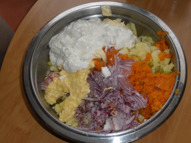 Zemiakový šalát trochu inak - obrázok 4