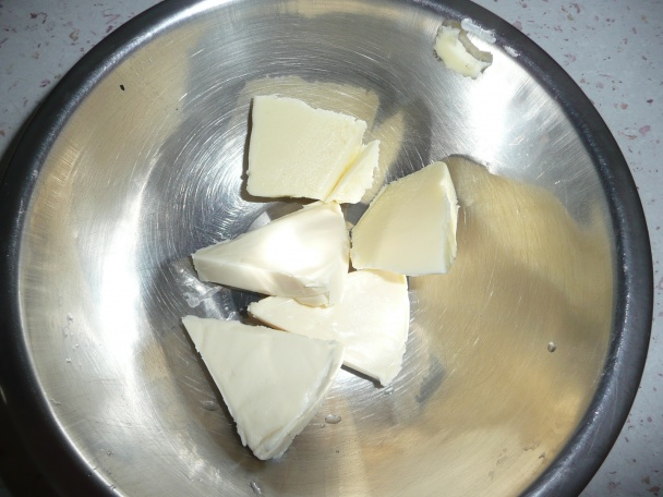 Cesnaková nátierka na jednohubky - obrázok 1