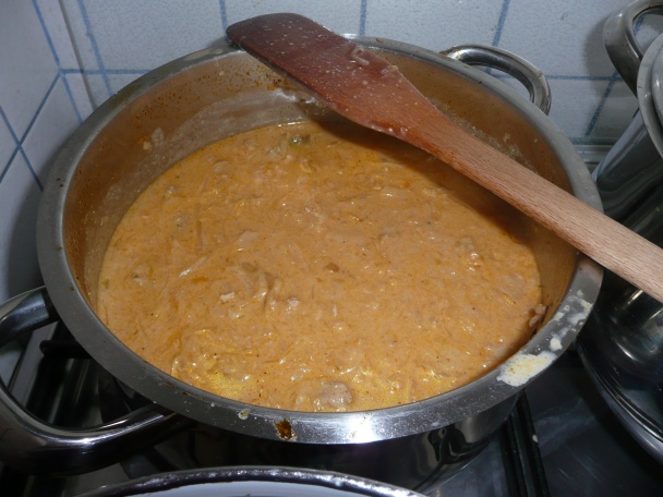 Segedín a knedľa z rožkami (fotorecept) - obrázok 9