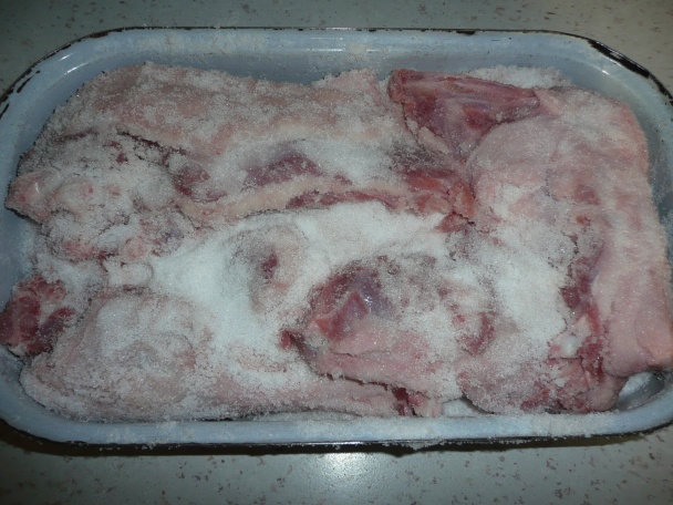 Pečená hus, parená knedľa, dusená kapusta a lokše - obrázok 1