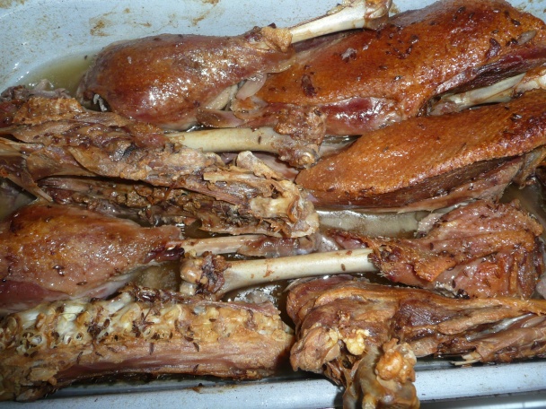 Pečená hus, parená knedľa, dusená kapusta a lokše - obrázok 14