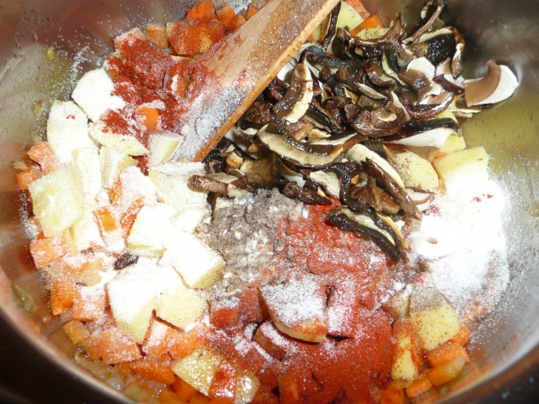 Polievka zo sušenými hríbami (fotorecept) - obrázok 5