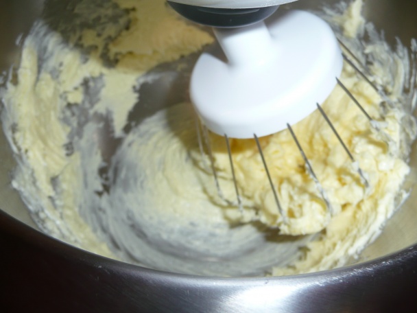 Laskonky zo žĺtkovým krémom (fotorecept) - obrázok 5