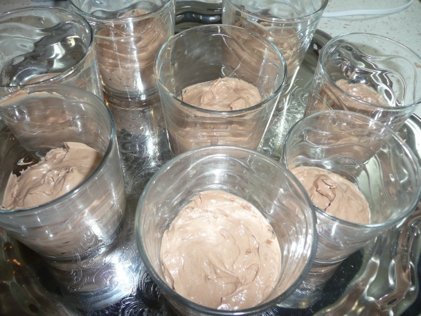 Čokoládový a kávový krém so šľahačkou (fotorecept) - obrázok 9