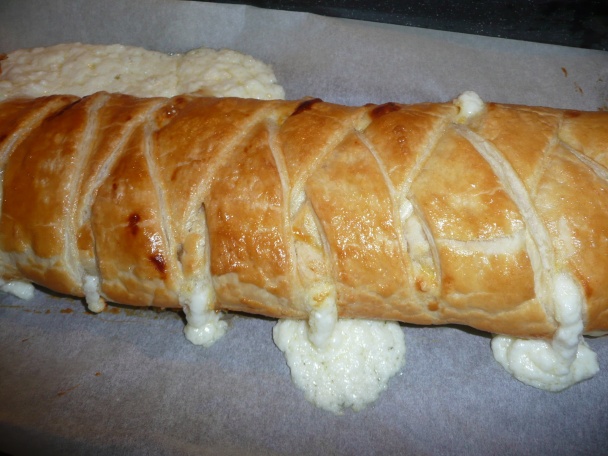 Tvarohový závin z lístkového cesta - obrázok 8