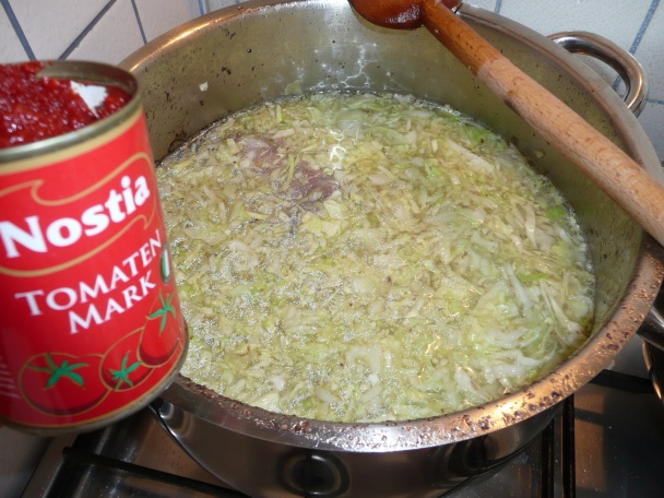 Rajčinová kapusta s morčacími krkmi (fotorecept) - obrázok 8