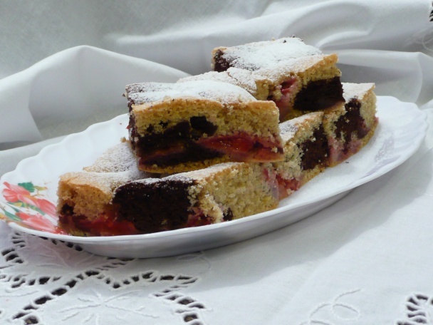 Fľakatá bublanina s čerstvými jahodami (fotorecept) - obrázok 12