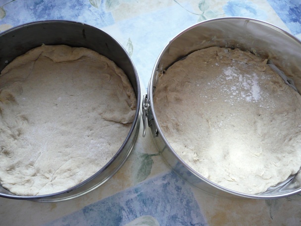 Okrúhle kysnuté tvarohové koláče so slivkovým lekvárom (fotorecepty) - obrázok 8