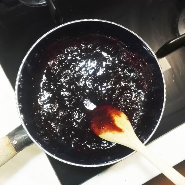 Kysnutý koláč s ovocnou pastou (fotorecept) - obrázok 4