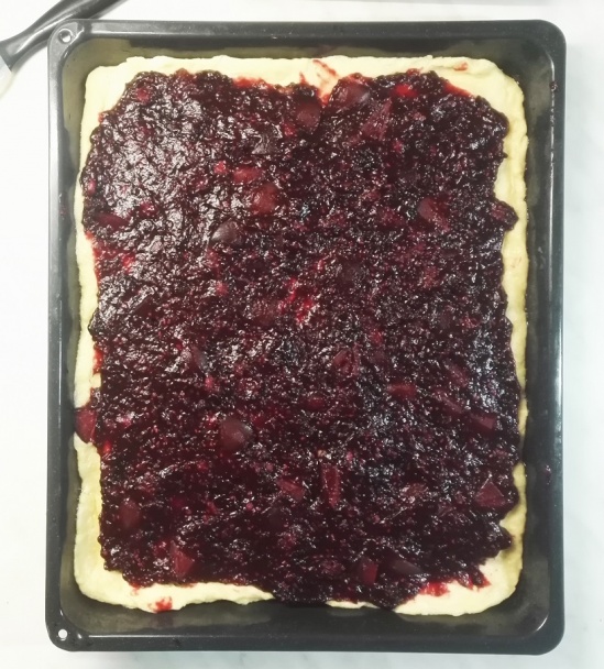 Kysnutý koláč s ovocnou pastou (fotorecept) - obrázok 8
