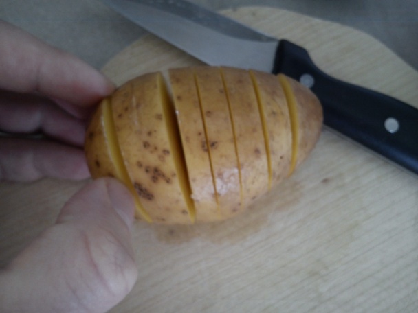 Zapekané plnené pečené zemiaky (fotorecept) - obrázok 1