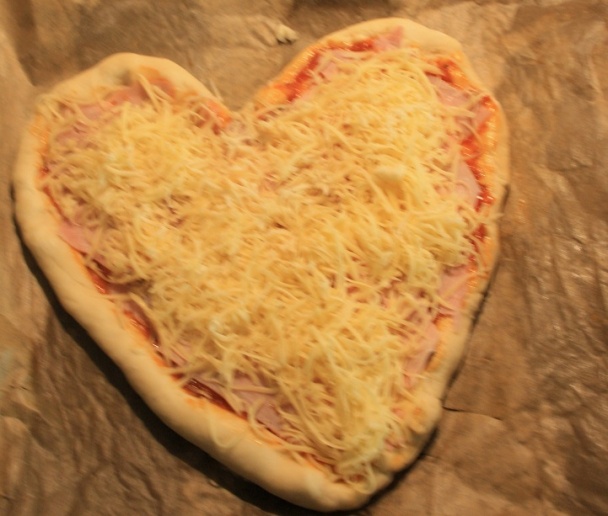 Valentínska pizza  - obrázok 8