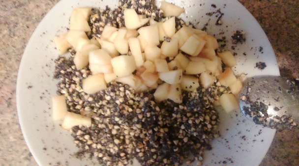 Pohánka s makom a jabĺčkom - obrázok 5