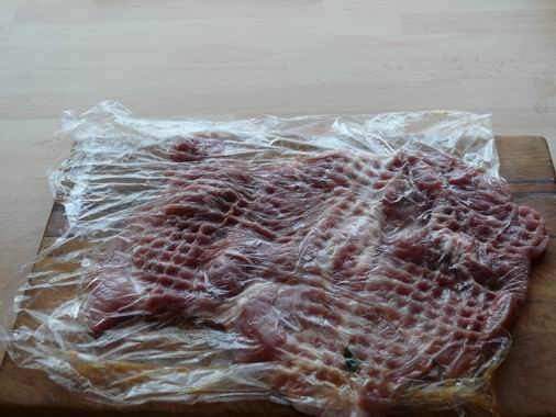 Bravčová roláda plnená zemiakmi - obrázok 1