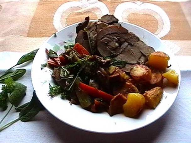 Stehno z morky plnené bylinkami (fotorecept) - obrázok 4