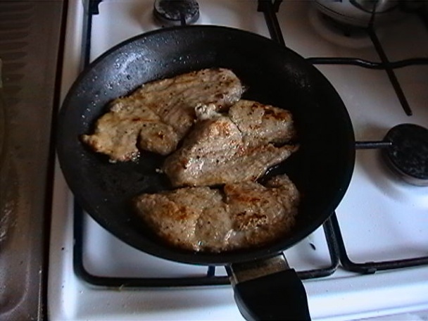 Bravčové rezne dusené s kapustou (fotorecept) - obrázok 1