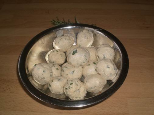 Hovädzie so zeleninou a knedlíčkami v jednom hrnci (fotorecept) - obrázok 5