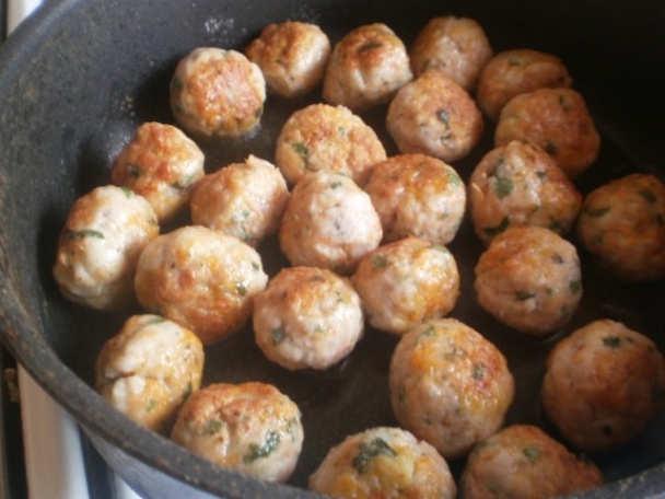 Mäsové guľky z králika /fotorecept/ - obrázok 1