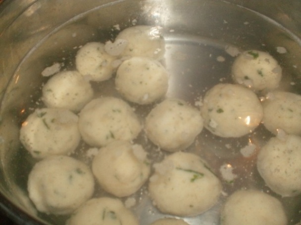 Loptičky - knedličky.... ako príloha - obrázok 6